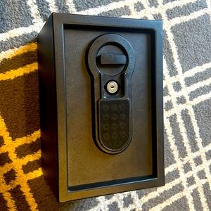 Small fire proof safe with keys